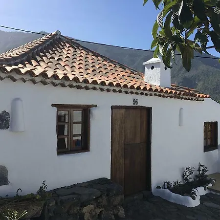 Casa Entre Vina Y Flores * Los Realejos